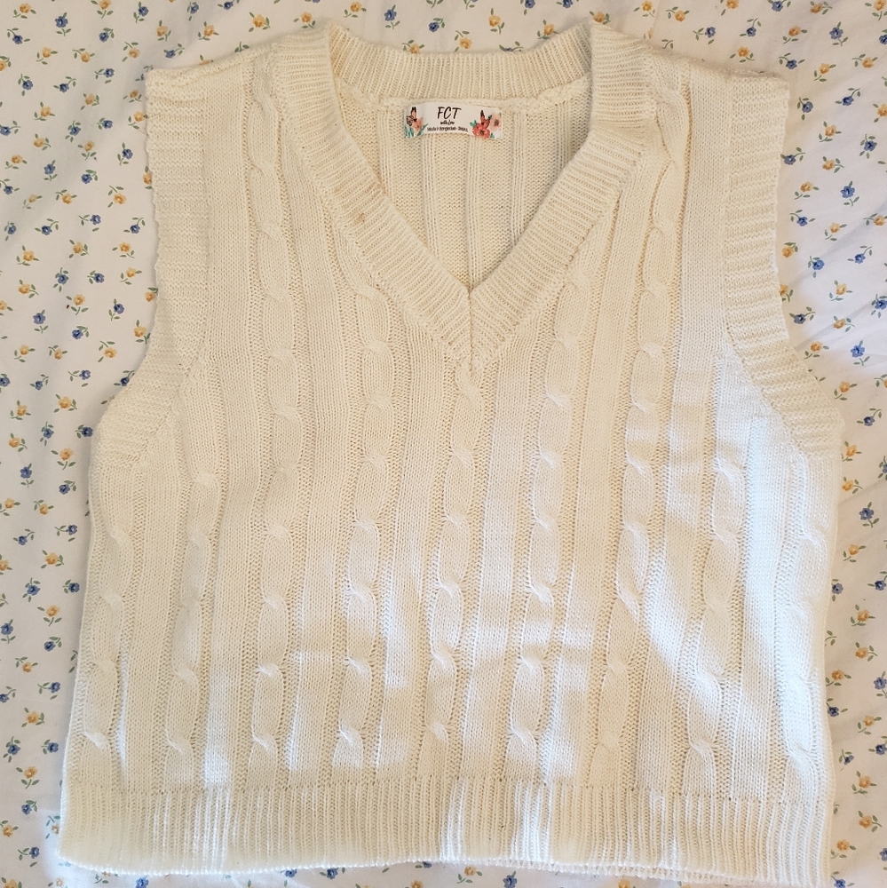 Sweater Vest